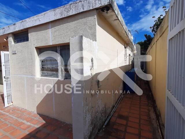 #623 - CASA COMERCIAL para Venta en Maracaibo - V - 2