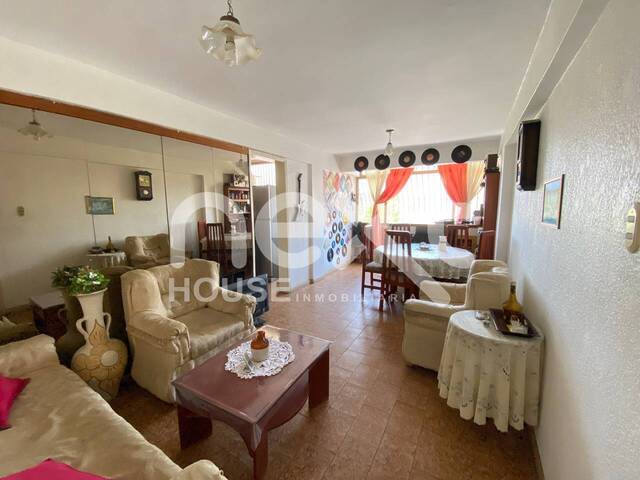 #871 - APARTAMENTO para Venta en Maracaibo - V