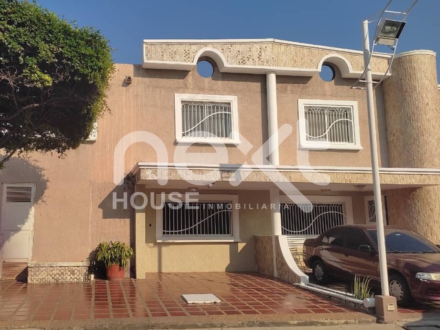 #870 - TOWNHOUSE para Venta en Maracaibo - V - 1