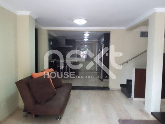 #885 - TOWNHOUSE para Venta en Maracaibo - V - 2