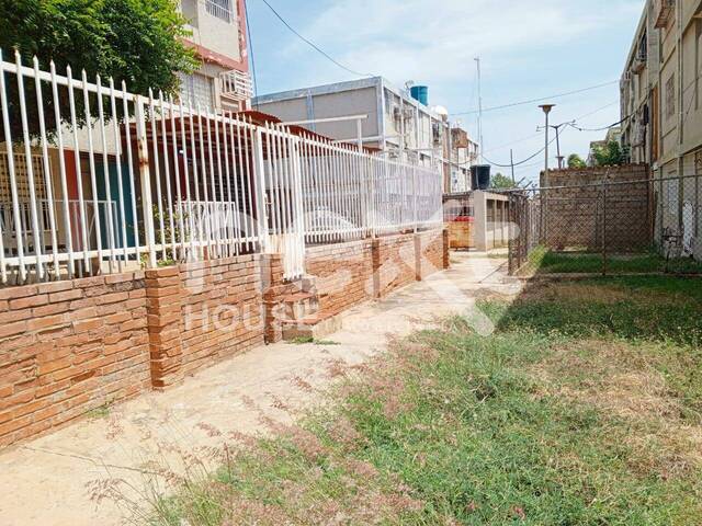 #962 - APARTAMENTO para Venta en Maracaibo - V