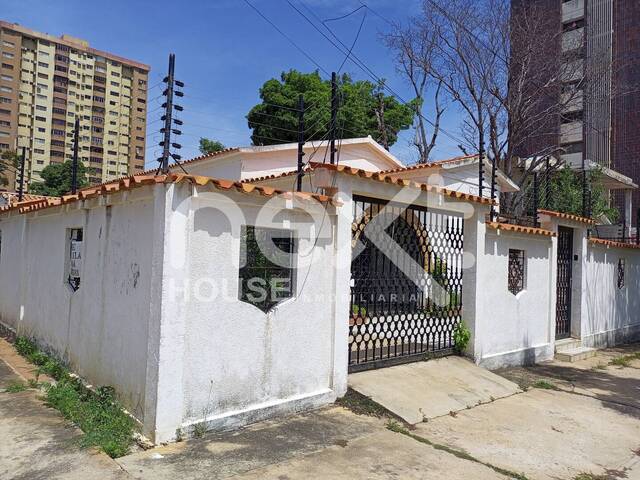 #1037 - CASA COMERCIAL para Alquiler en Maracaibo - V - 1