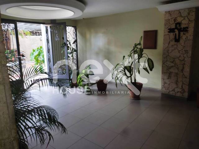 #1049 - APARTAMENTO para Venta en Maracaibo - V