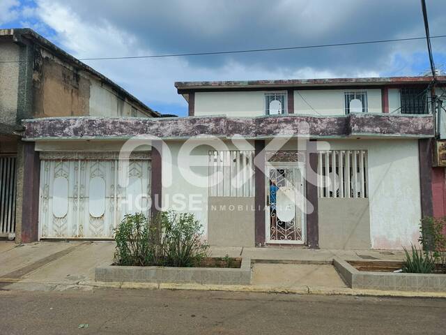 #1401 - CASA para Venta en Maracaibo - V