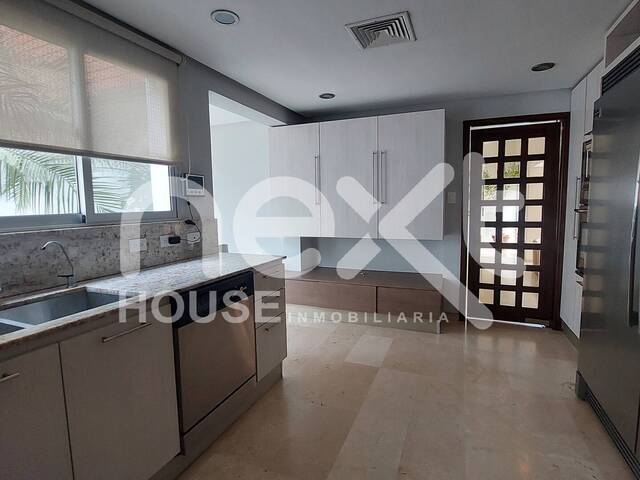 #1527 - CASA para Venta en Maracaibo - V